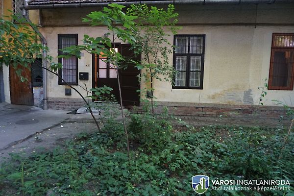 Eladó lakás Szeged, Belváros 16. kép