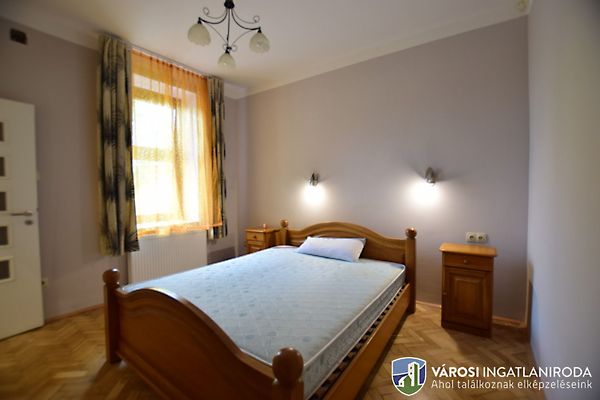 Kiadó lakás Pécs, Belváros 10. kép