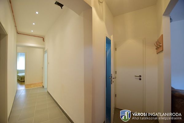Kiadó lakás Pécs, Belváros 18. kép