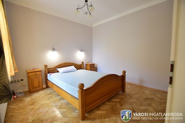 Kiadó lakás Pécs, Belváros 9. kép