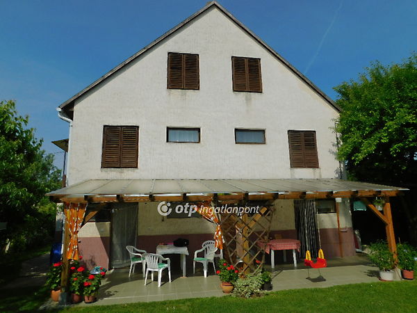 Eladó ház Vonyarcvashegy 1. kép