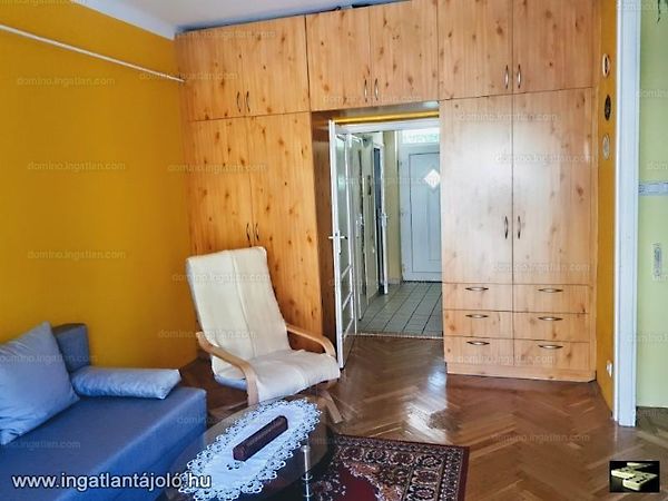 Kiadó lakás Pécs, Uránváros 7. kép