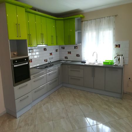 Eladó ház Székesfehérvár, Vezér és író utcák környéke 3. kép