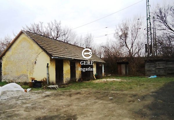 Eladó ház Szob 13. kép