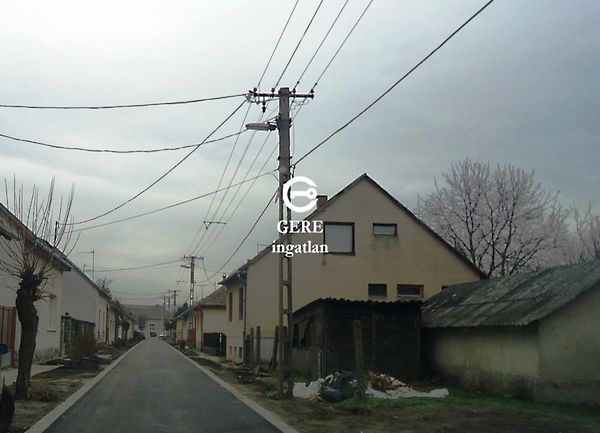Eladó ház Szob 15. kép