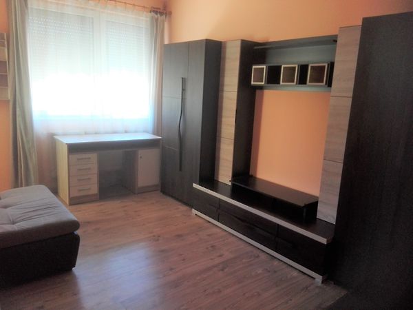 Kiadó lakás Debrecen, Vargakert 1. kép