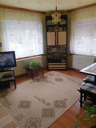 Eladó ház Csörög 2. kép