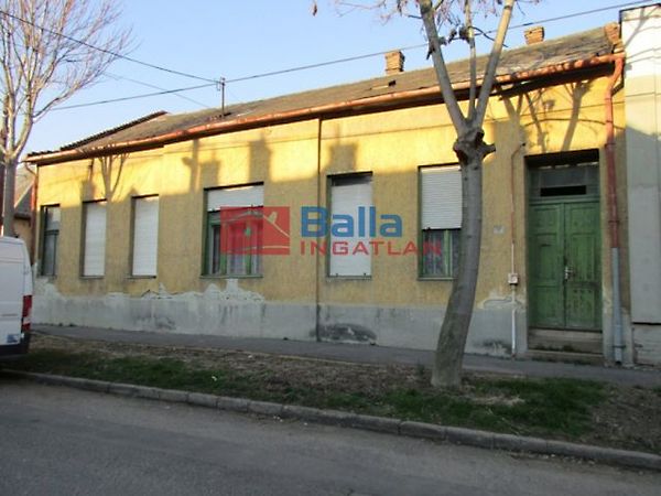 Eladó ház Hatvan 1. kép