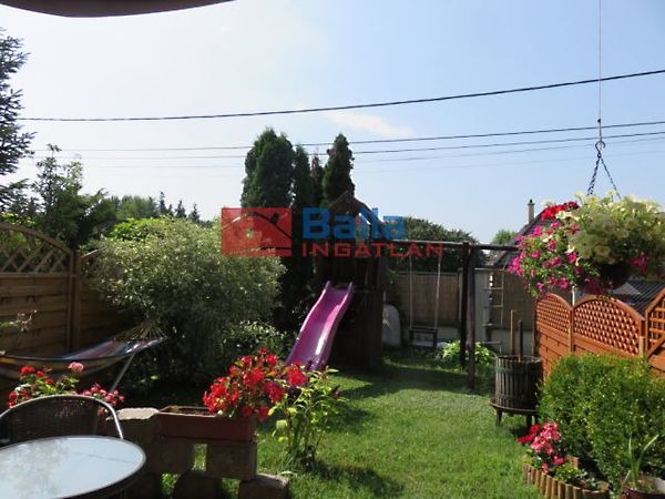 Eladó ház Nagytarcsa 16. kép