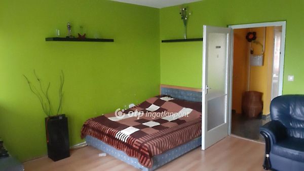Eladó lakás Szolnok 4. kép
