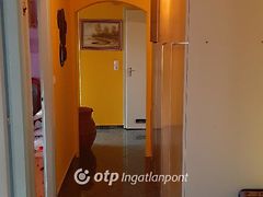 Eladó lakás Szolnok 6. kép