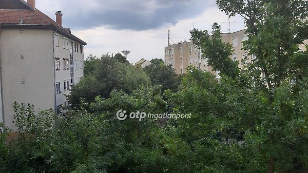 Eladó lakás Szolnok 9. kép