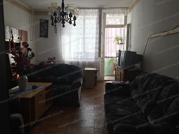 Eladó lakás Tatabánya, Óváros 2. kép