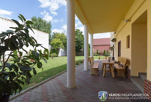 Eladó ház Szeged 13. kép