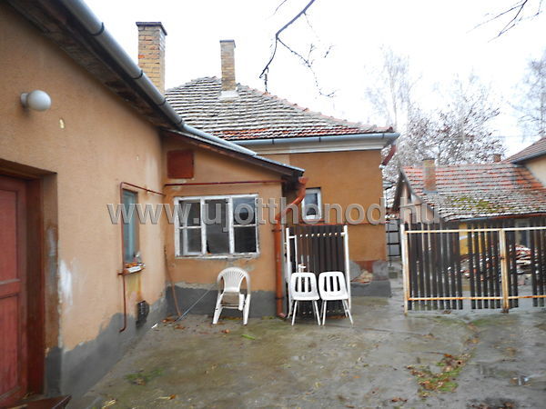 Eladó ház Szeged, Szőreg 1. kép