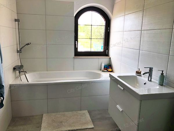 Eladó ház Érd, Újtelep 26. kép