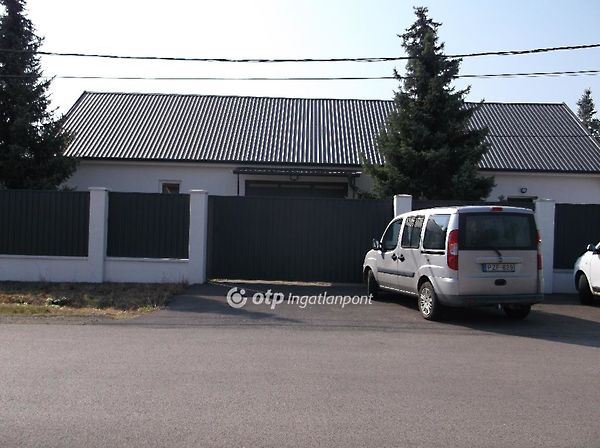 Eladó üzleti Gyöngyöshalász 1. kép