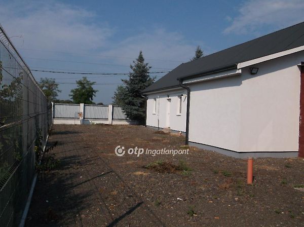 Eladó üzleti Gyöngyöshalász 16. kép