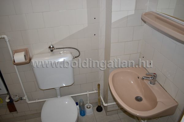 Kiadó lakás Kaposvár, Belváros 11. kép
