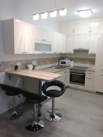 Kiadó lakás Szeged, Belváros 1. kép