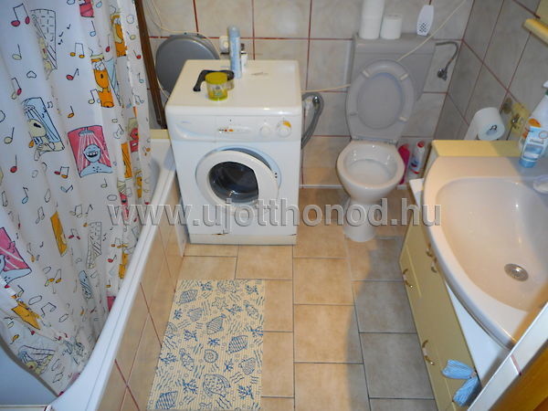 Eladó lakás Szeged, Móraváros 9. kép