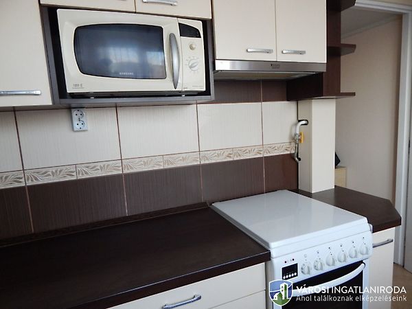 Eladó lakás Győr, Adyváros 3. kép