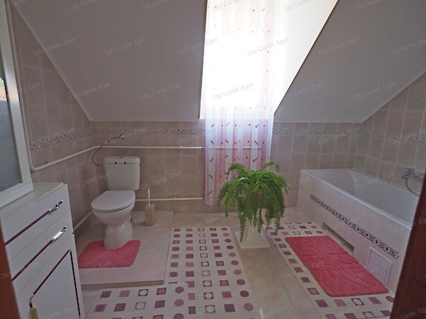 Kiadó ház Eger, Felnémet 15. kép
