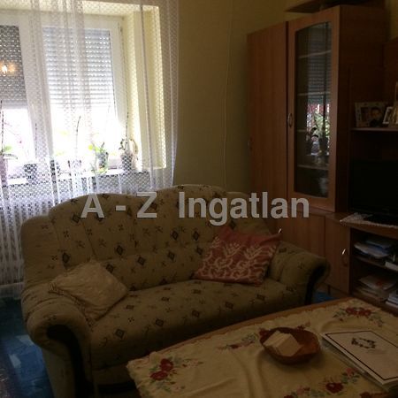 Eladó ház Nagyvenyim 6. kép