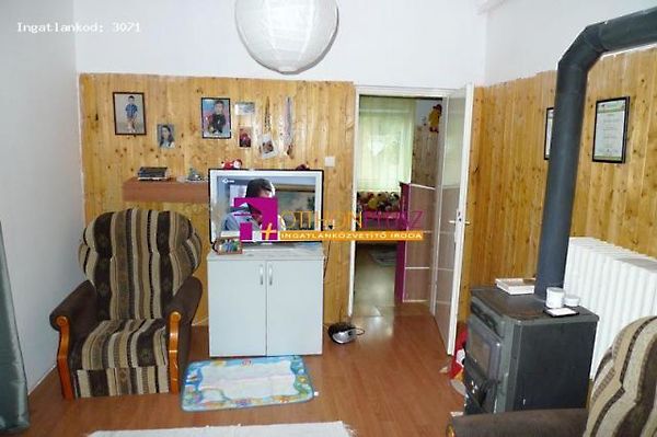 Eladó ház Érd, Újtelep 4. kép