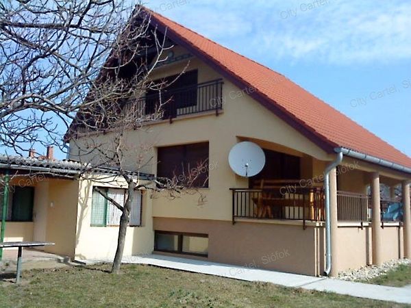 Eladó ház Balatonszemes 1. kép
