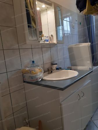 Eladó lakás Tatabánya, Újváros 14. kép