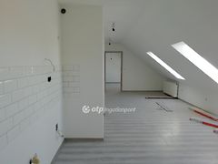 Eladó lakás Szolnok 6. kép