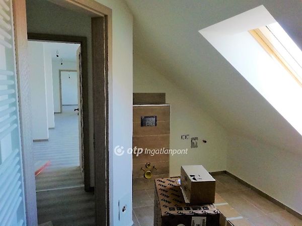 Eladó lakás Szolnok 5. kép
