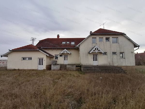 Eladó ház Balatonszabadi 1. kép