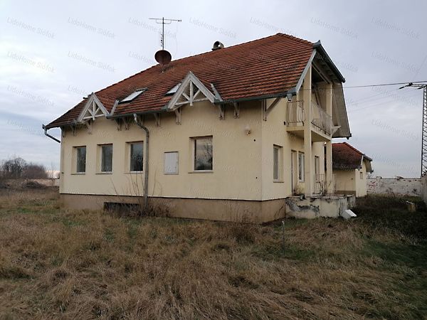 Eladó ház Balatonszabadi 2. kép