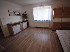 Eladó ház Zsira 5. kép