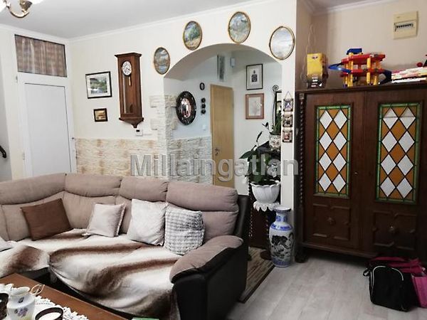 Eladó lakás Pécs 3. kép