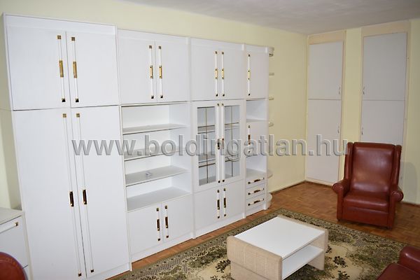 Kiadó lakás Kaposvár, Belváros 3. kép