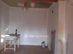 Eladó ház Jászladány 3. kép