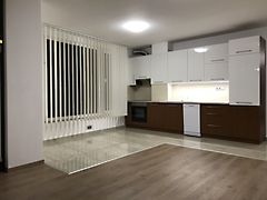 Kiadó lakás Debrecen, Belváros 2. kép