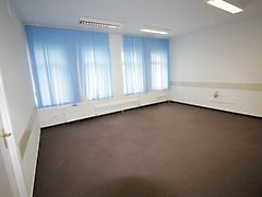Kiadó iroda Miskolc, Szentpéteri kapu 2. kép