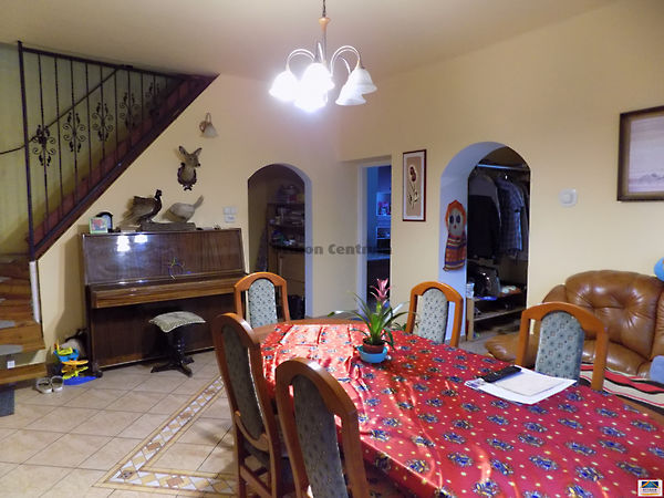 Eladó ház Győr, Győrszentiván 1. kép