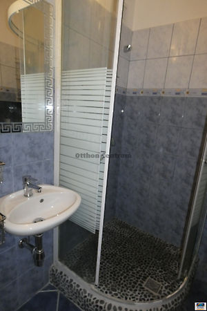 Kiadó lakás Szolnok, Belváros 9. kép