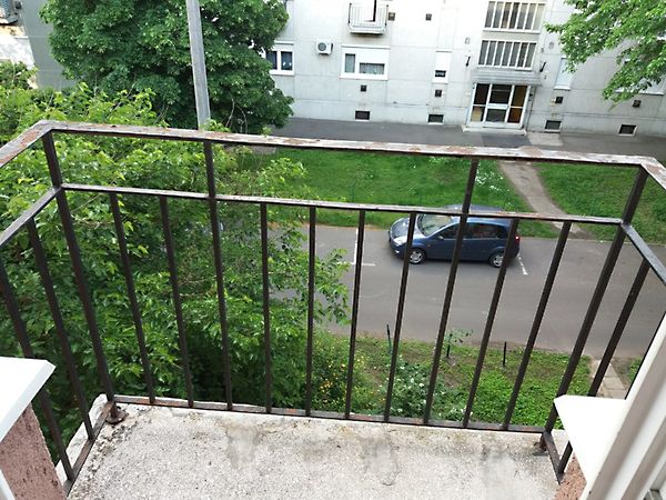 Eladó lakás Debrecen, Libakert 3. kép