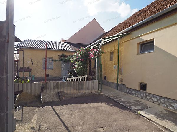 Eladó lakás Eger, Hatvani Hóstya 17. kép