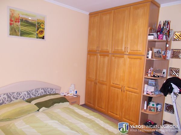 Eladó lakás Győr 6. kép
