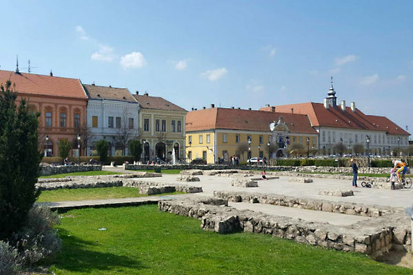 Kiadó lakás Vác 1. kép