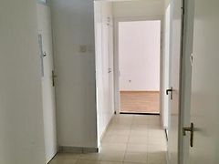 Eladó lakás Debrecen, Sestakert 5. kép