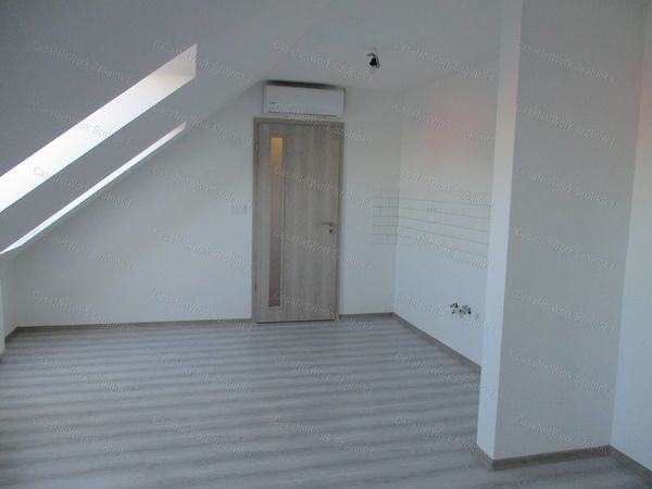 Eladó lakás Szolnok, Belváros 3. kép