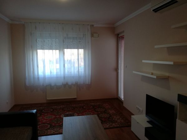 Kiadó lakás Debrecen, Széchenyi-kert 8. kép